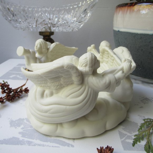 Porcelain Biscuit Candlestick Trio of Angels 1990s - Picture 3 of 16